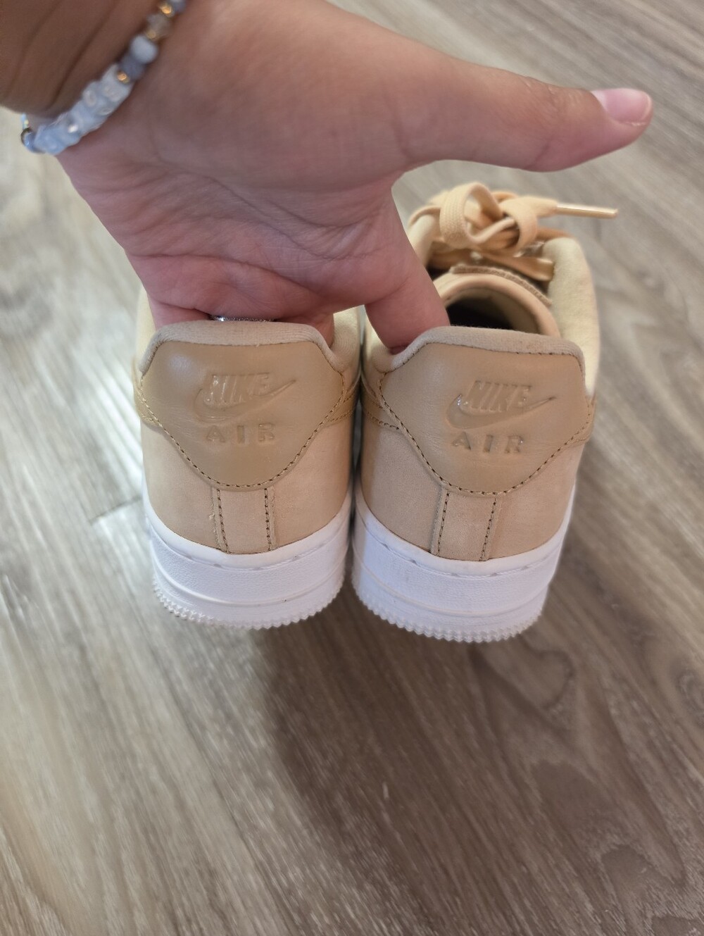 Nike Air Force 1 - Picture 4 of 6